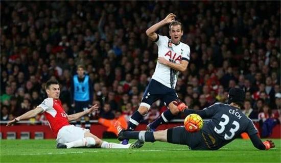 时刻保持坚 时刻保持坚